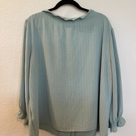 NWT Entro Long Sleeve Blouse - Picture 7 of 11